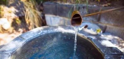 ​井里放什么可以净化水质,水井里放什么可以净化水质