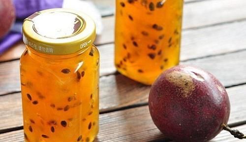 百香果挖出来能保存久了,出水了还能吃吗