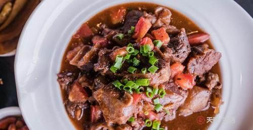 嫩牛肩肉煎多久