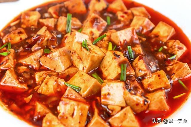 正宗麻辣豆腐制作方法(大厨教你麻辣豆腐正宗做法)(1)