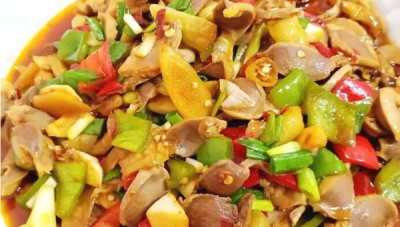 泡椒鸡杂怎么炒,四川泡椒鸡杂的做法