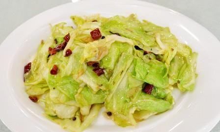 卷心菜怎么做好吃,包菜和圆白菜是同一个东西吗图7