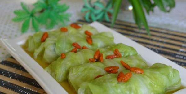 卷心菜怎么做好吃,包菜和圆白菜是同一个东西吗图3