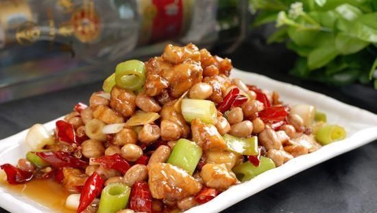宫保鸡丁的由来,济南菜宫保鸡丁的来历是什么?图7