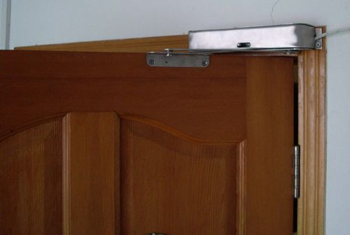 防火门闭门器的正确安装方法 防火门闭门器怎么安装-第1张图片-