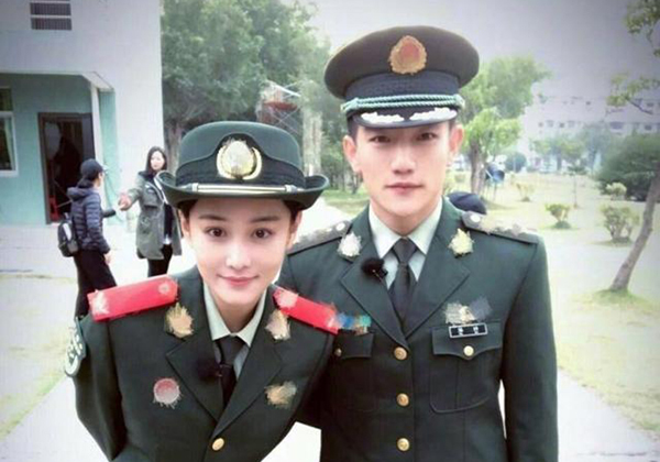 张馨予何捷在一起多久 相识于奇兵神犬如今步入婚姻殿堂