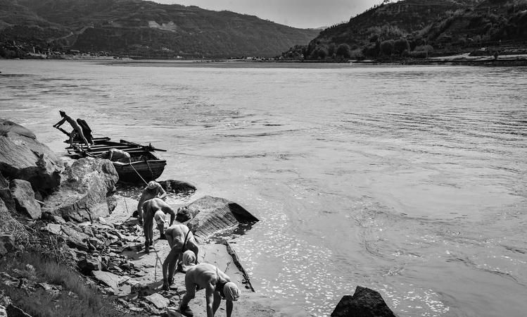 八纤夫是什么意思