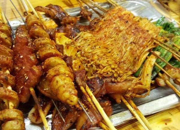 烧烤中的明筋是什么,淄博哪个区烧烤好吃图1