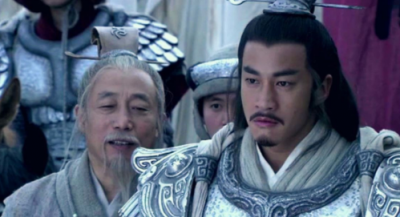 ​四面楚歌故事概括50字,四面楚歌的故事20字