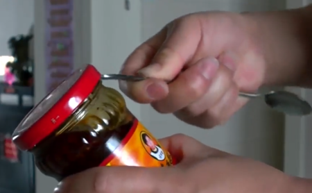 鐜荤拑鐡剁洊鎵撲笉寮€,鐜荤拑鏉墦涓嶅紑鐩栨€庝箞瑙e喅