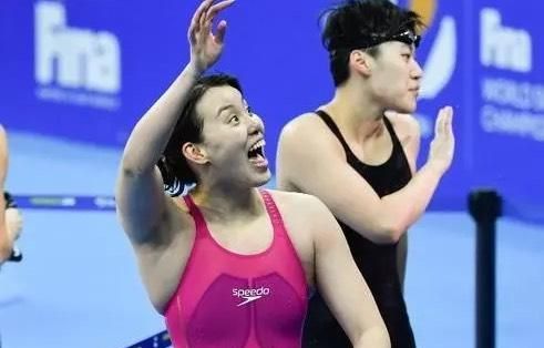 游泳需要穿内裤内衣,泳衣里面还要穿内衣裤吗男