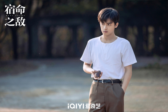 励志传奇剧《宿命之敌》开播 年度对决一触即发