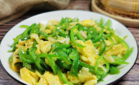 辣椒炒鸡蛋怎么炒,辣椒炒鸡蛋怎么做好吃图21