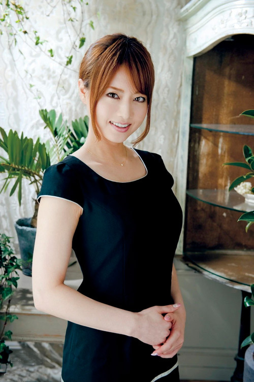 【吉泽明步个人资料|作品番号全集】19岁当女优拍摄300影片 传奇女优吉泽明步