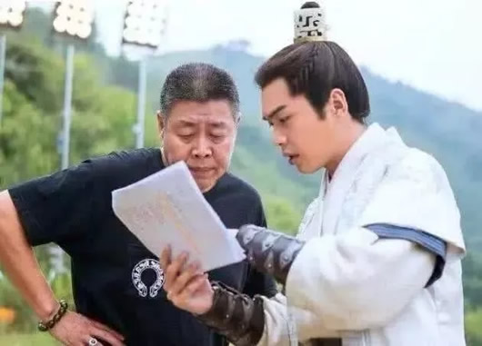 张若昀的父子：张若昀的家世及爸爸是谁