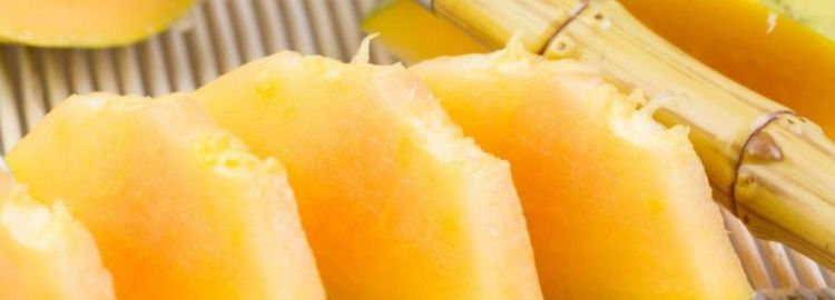 为什么吃完哈密瓜嘴角和喉咙都会痛而医生都说不会上火