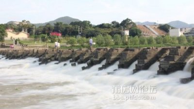 陂怎么读,村晚里的“陂”字怎么读?