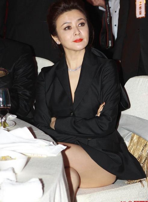 关之琳结过几次婚？关之琳的老公叫什么名字？