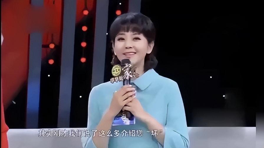 方琼简介个人资料(方琼:嫁大8岁副台长,闪婚后为丈夫生儿子,如今活成人生赢家)