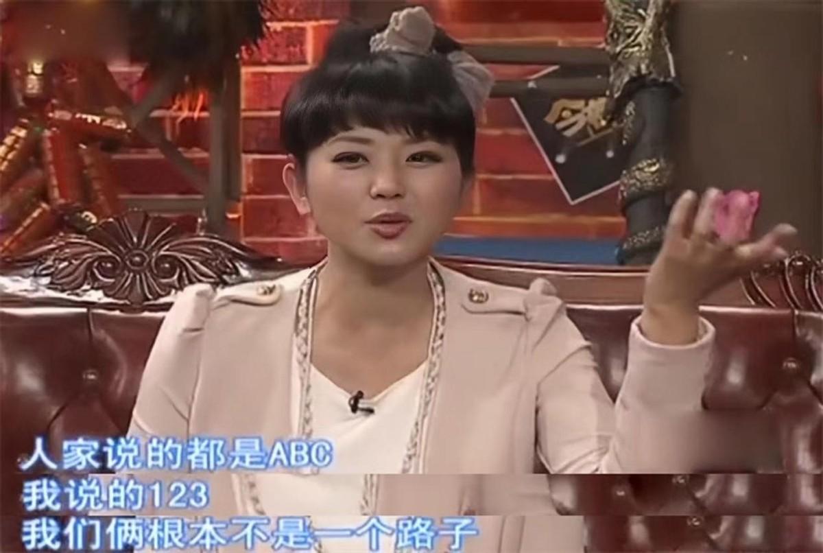 方琼简介个人资料(方琼:嫁大8岁副台长,闪婚后为丈夫生儿子,如今活成人生赢家)