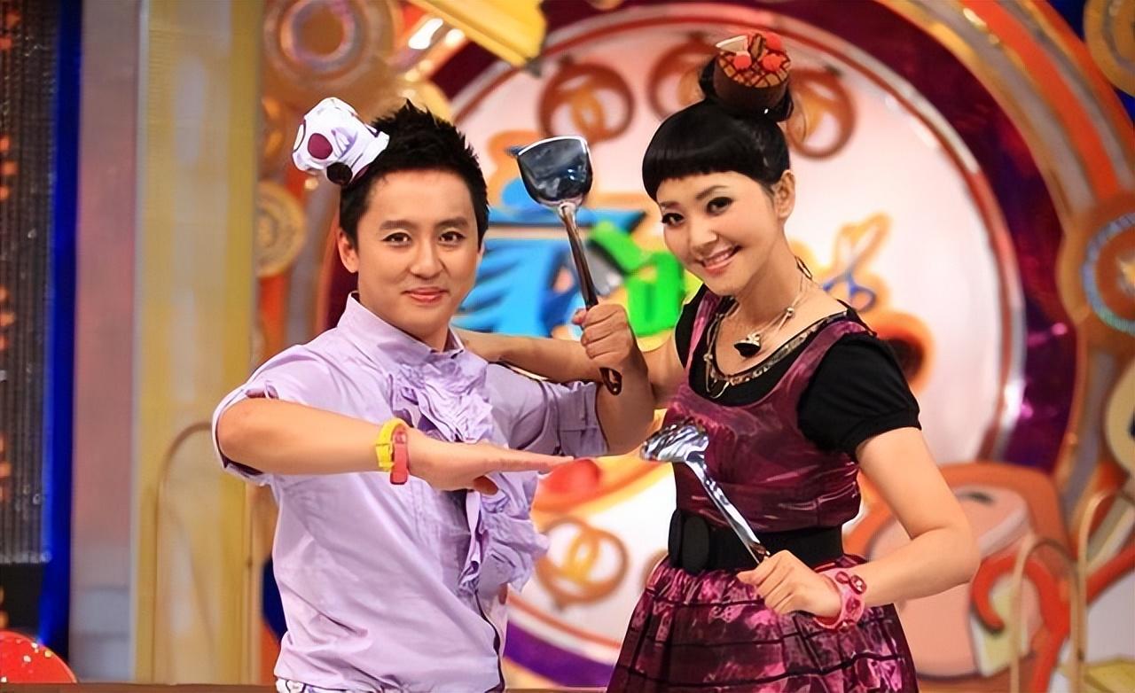 方琼简介个人资料(方琼:嫁大8岁副台长,闪婚后为丈夫生儿子,如今活成人生赢家)