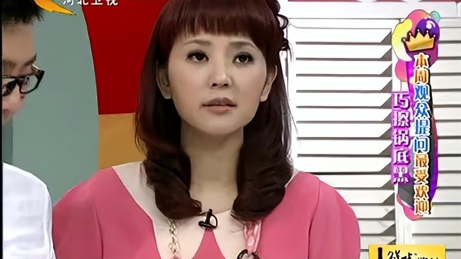 方琼简介个人资料(方琼:嫁大8岁副台长,闪婚后为丈夫生儿子,如今活成人生赢家)