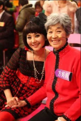 方琼简介个人资料(方琼:嫁大8岁副台长,闪婚后为丈夫生儿子,如今活成人生赢家)