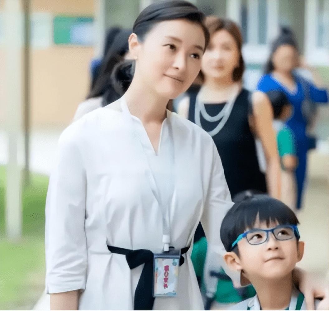 给2022年“演技最好”的10位女演员排名,殷桃第二,万茜第十