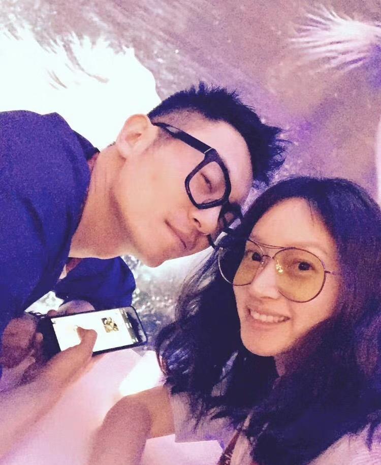 沈佳妮表示:嫁给老公朱亚文是这辈子最正确的决定