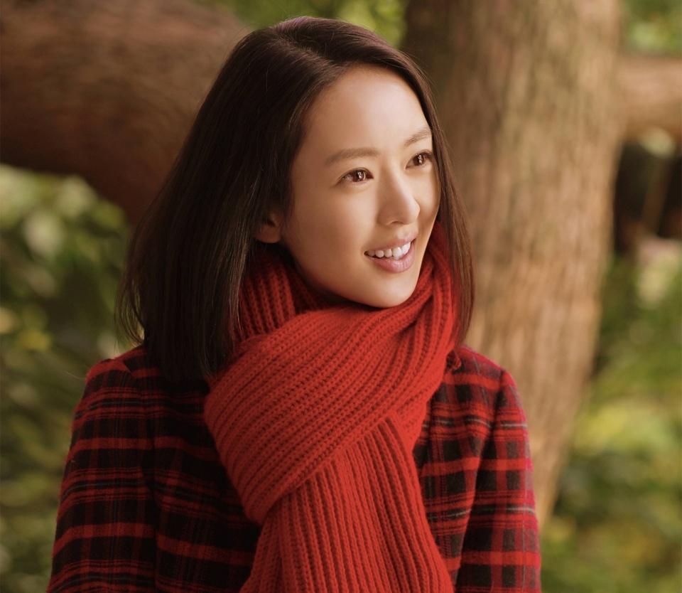 童瑶个人资料简介及家世(挨打只会变得更强,18年后的童谣,已是张国立儿子高攀不起的人)