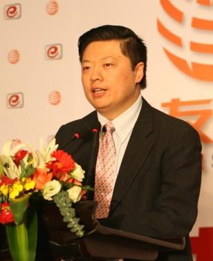 童瑶个人资料简介及家世(挨打只会变得更强,18年后的童谣,已是张国立儿子高攀不起的人)