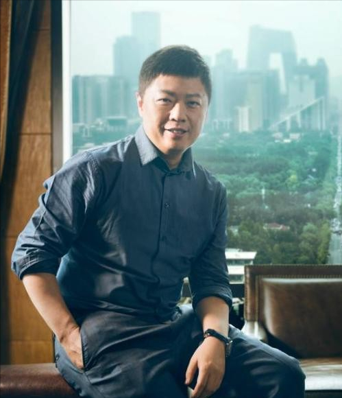 童瑶个人资料简介及家世(挨打只会变得更强,18年后的童谣,已是张国立儿子高攀不起的人)