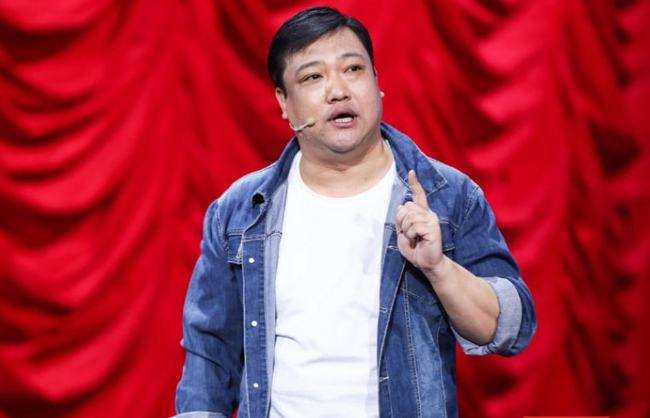 8岁成国家一级演员,35岁辞副处级职务,38岁上春晚,贾冰太绝了"