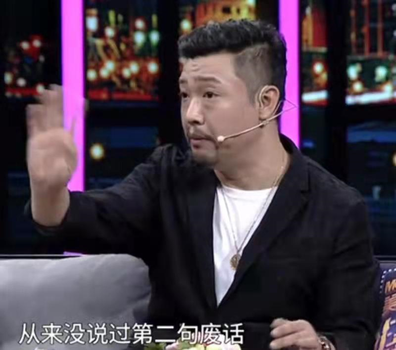 8岁成国家一级演员,35岁辞副处级职务,38岁上春晚,贾冰太绝了"