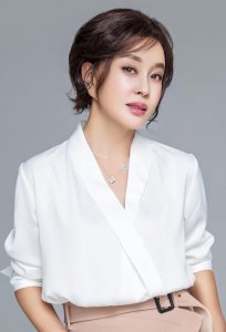 ​刘晓庆简历个人资料作品（刘晓庆：一生中有过7个男人，4段婚姻中没生过孩子，