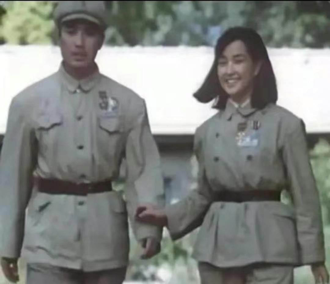 刘晓庆简历个人资料作品（刘晓庆：一生中有过7个男人，4段婚姻中没生过孩子，60岁再当新娘）