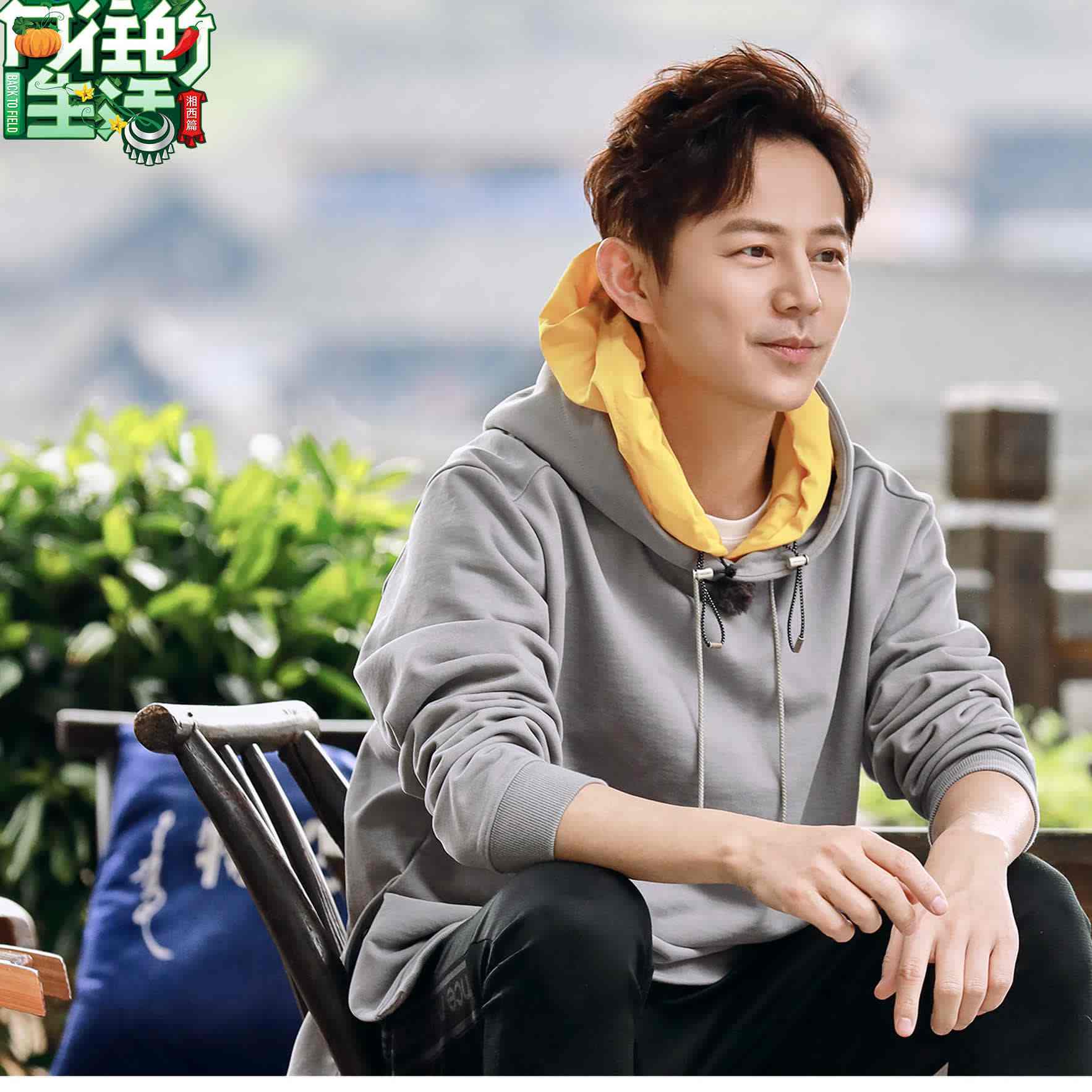 “老好人”何炅的陨落史，曾是内娱最强人脉，如今却饱尝人情冷暖