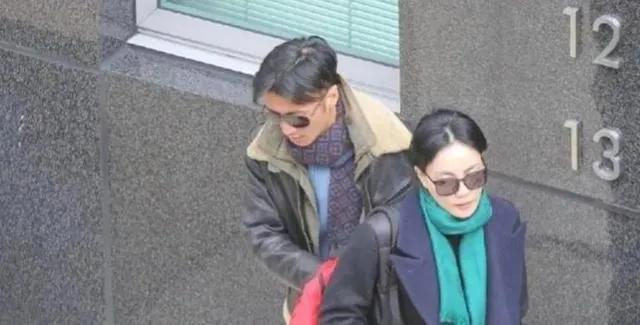 李亚鹏个人资料简介（李亚鹏离开王菲是明智的，靠自己赚钱才有底气，与海哈金喜很幸福）