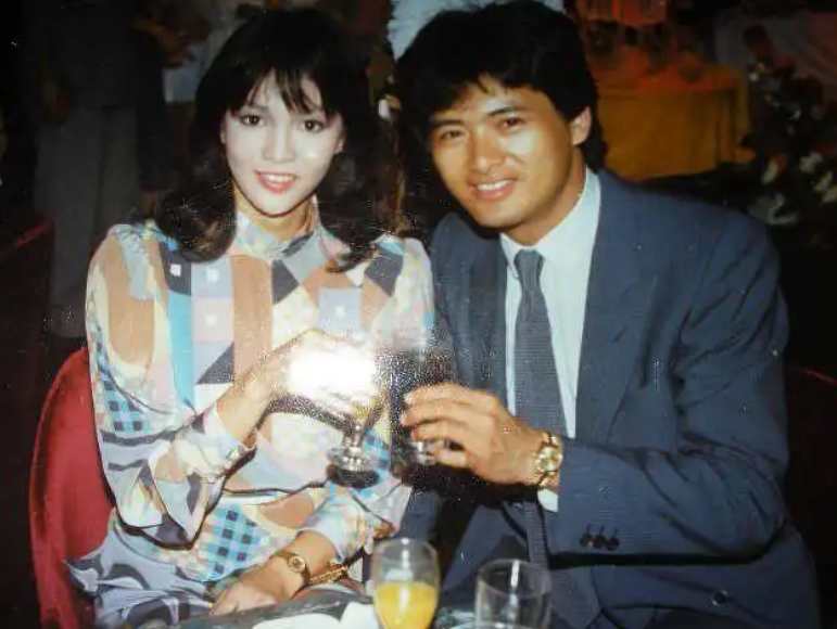 幸福来得有点晚！和郑裕玲纠缠半生的吕方，如今娶女富豪老年得女