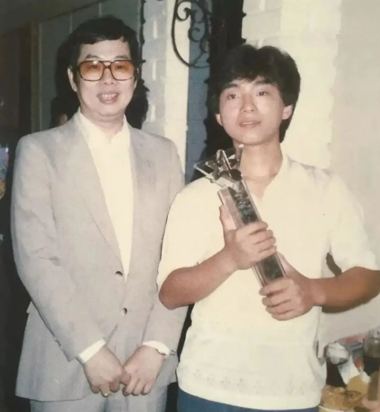 幸福来得有点晚！和郑裕玲纠缠半生的吕方，如今娶女富豪老年得女