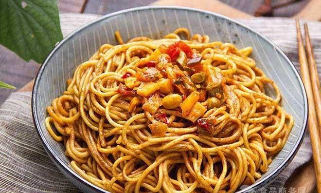 热干面和凉皮哪个热量高