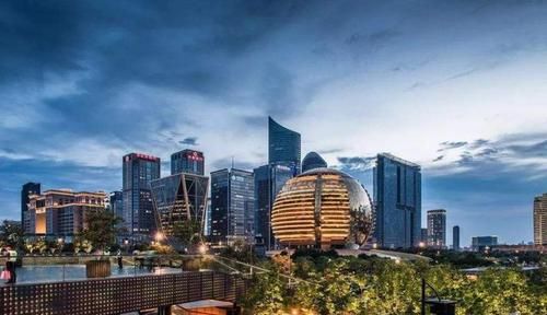 杭州最繁华的市中心在哪里