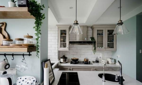 玻璃胶多久能接触水,玻璃胶多久后可以用水图1