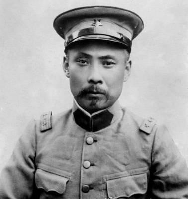 冯国璋简介个人资料（北洋之狗——冯国璋，从落魄书生到民国总统，忠实可靠勤奋贪财）