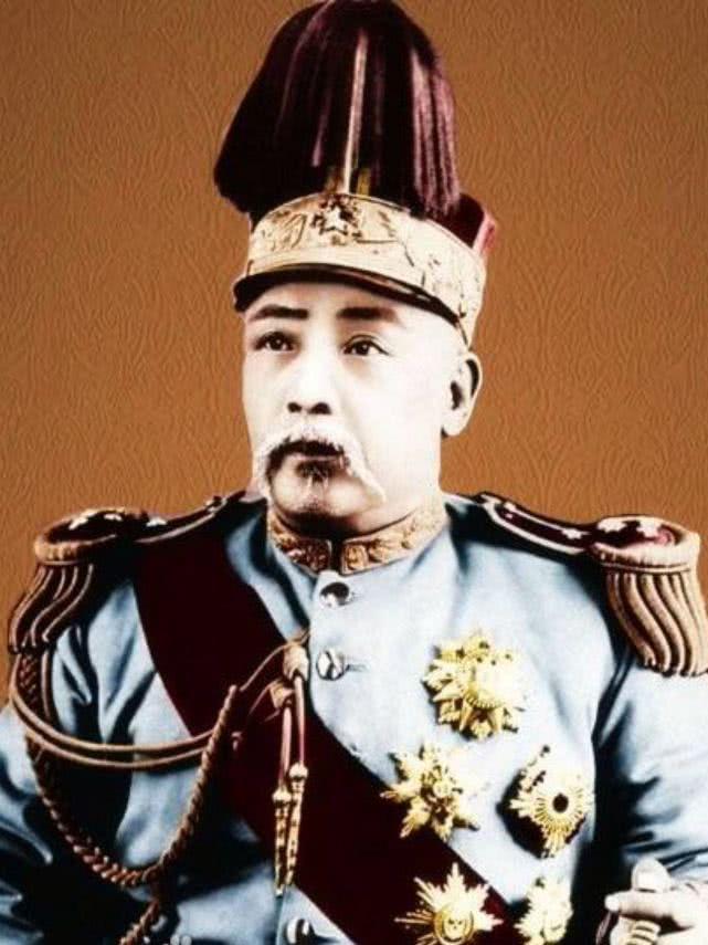 冯国璋简介个人资料（北洋之狗——冯国璋，从落魄书生到民国总统，忠实可靠勤奋贪财）