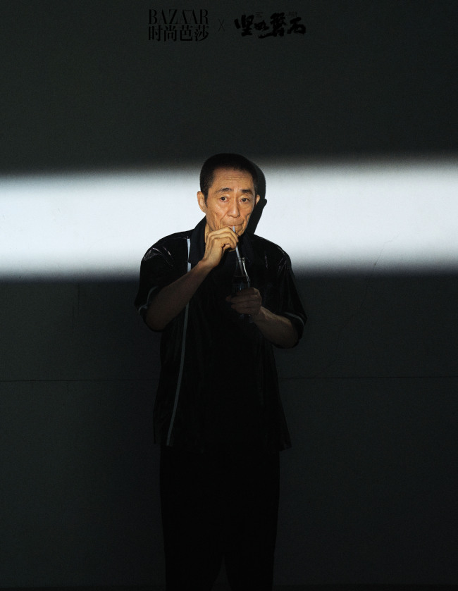 电影坚如磐石双阵营合体芭莎大片