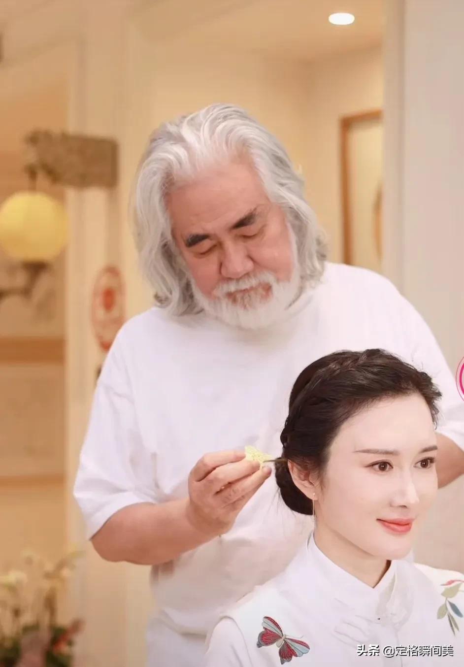 杜星霖个人资料简介演的电视剧(杜星霖嫁大她几十岁张纪中 婚后幸福又恩爱 夫妻直播捞金)