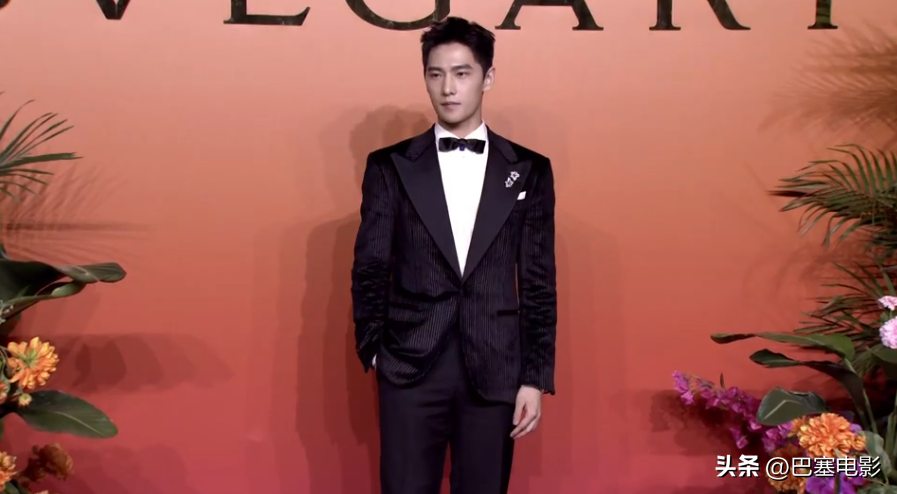 宝格丽红毯：赵露思性感，被佟丽娅美到，舒淇更惊艳让人移不开眼