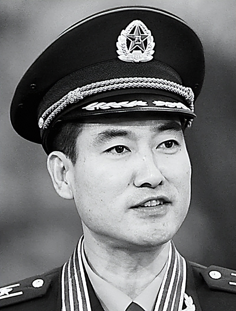 寒门贵子翟志刚:从农村娃逆袭为航天英雄,妻子曾向他提出过离婚