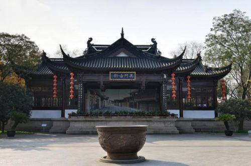 姑苏城外寒山寺的下一句是 姑苏城外寒山寺的下一句诗是什么-第1张图片-